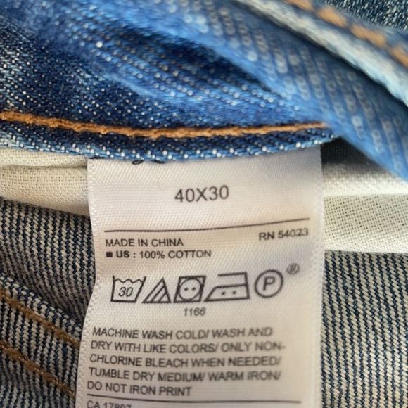 Old Navy Regular standard jeans - Picture 3 of 4